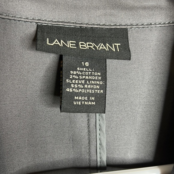 Lane Bryant Perfect Drape Blazer in gray, striped interior - Picture 5 of 10
